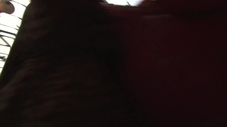 Nude in France: Bartender sesat mengongkek isteri tua bosnya