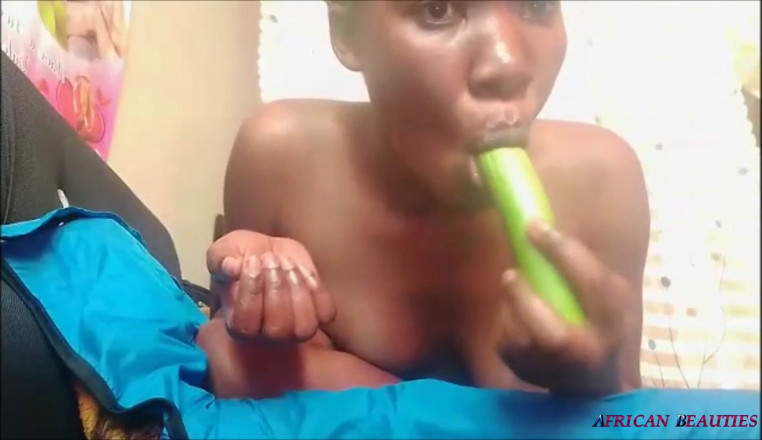 African Beauties: Watch Me Getting of on a Green Banana