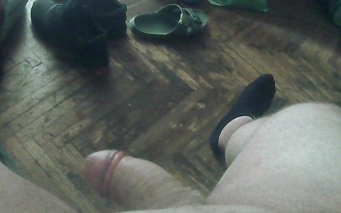 Jerking Perv: Masturbare în subsol 3 din 3