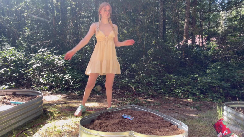 Destination Kat: Greenhouse Work
