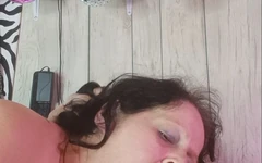 Bijna betrapt op het zuigen van een harde pik