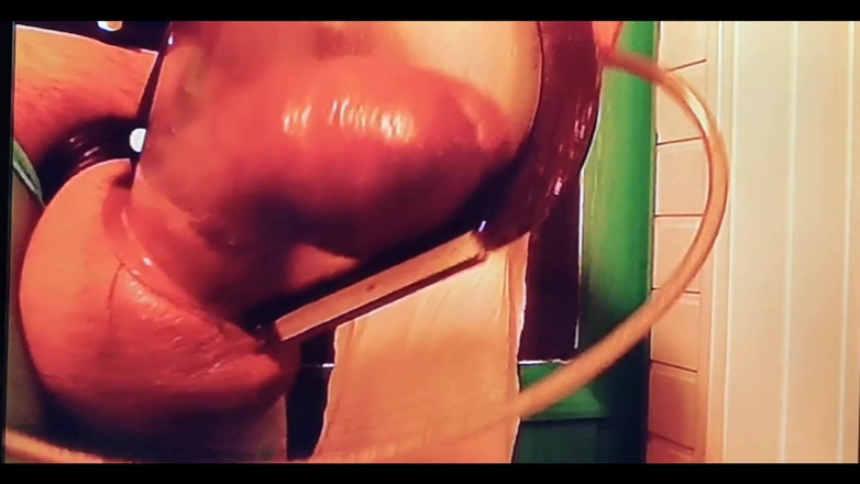 Monster_Meat_: もっと私のコックを汲み上げる