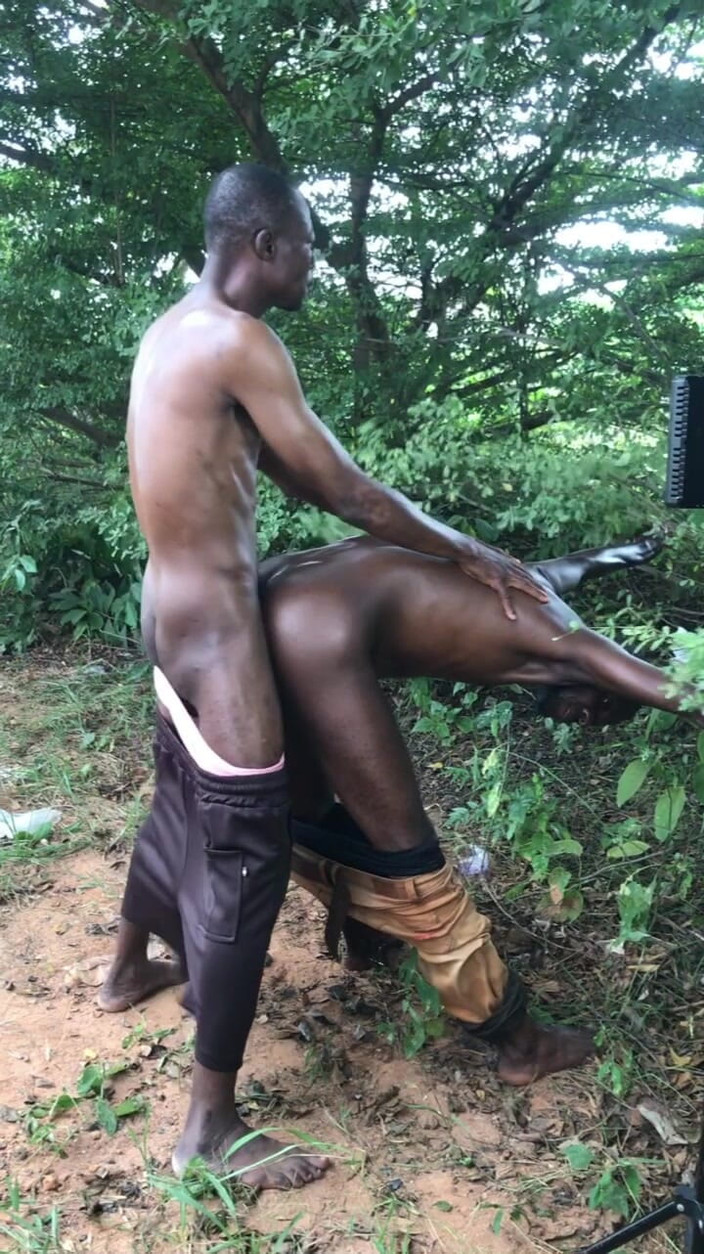 Sexydaddy: Africans Men with Black Cock Having Sex Outside Feeling the...