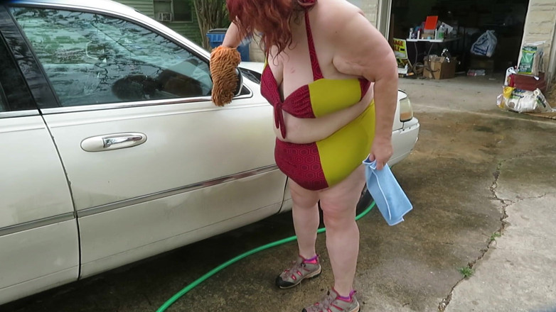 BBW nurse Vicki adventures with friends: Mycie samochodu w i z mojego żelaznego mężczyzny bikini zestaw część 2...