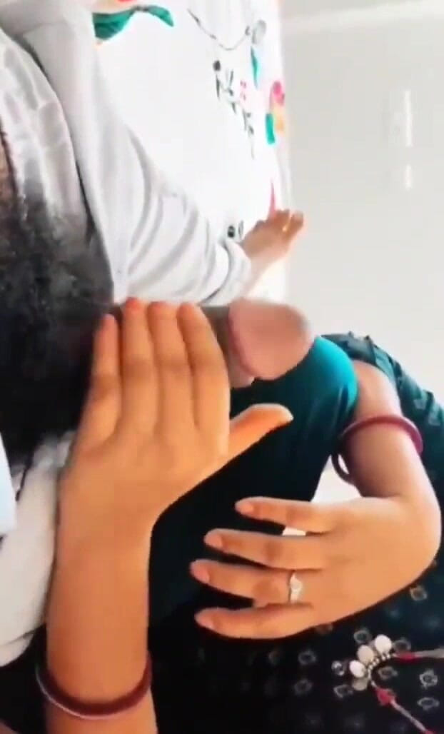 Romanticouple143: Un beau-frère commence à baiser après l’avoir fait sucer son pénis