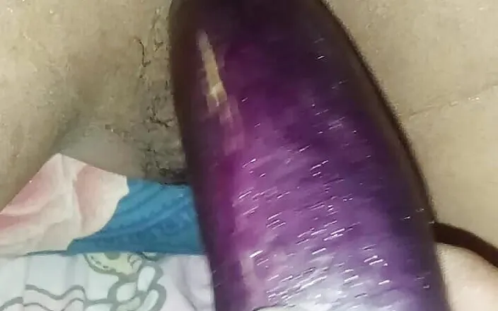 Mom24: Amazing Pussy Insertion Part 2