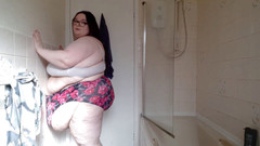 SSBBWLadyBrads: Exhiber cette silhouette énorme