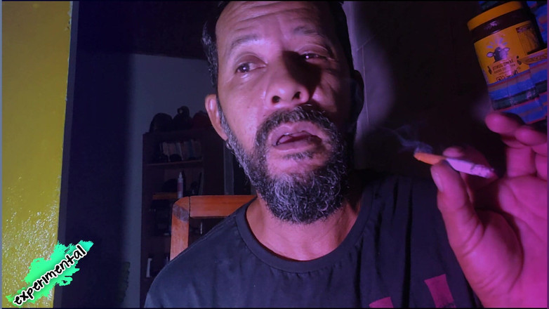 Stink HairyMale: Merokok pada waktu subuh