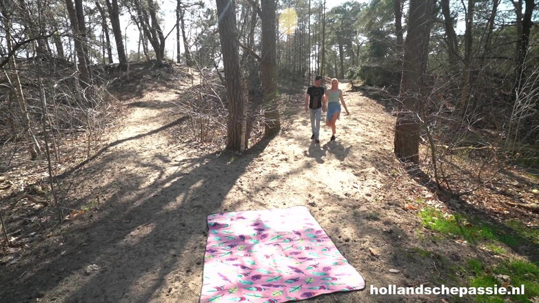 Hollandsche Passie: Anaal dans Het Bos - Hollandschepassie
