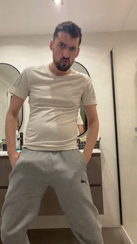 Hot Stepdaddy Showing off and Cuming Like Crazy