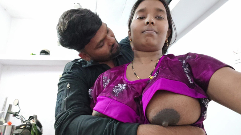 Premi pooja: Desi Bhabhi Aaur Padosi Ladka Dono Sex Kar Rahe He -...