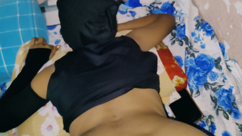 DesiQueen01: Desi Queen 01intimate ögonblick med styvkusin