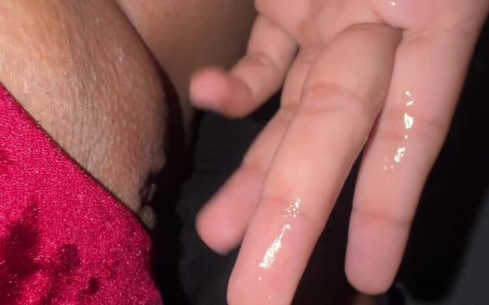 EMY_AND_JONH: パーティーから帰ってきた私は、今度は私が楽しむ番でした