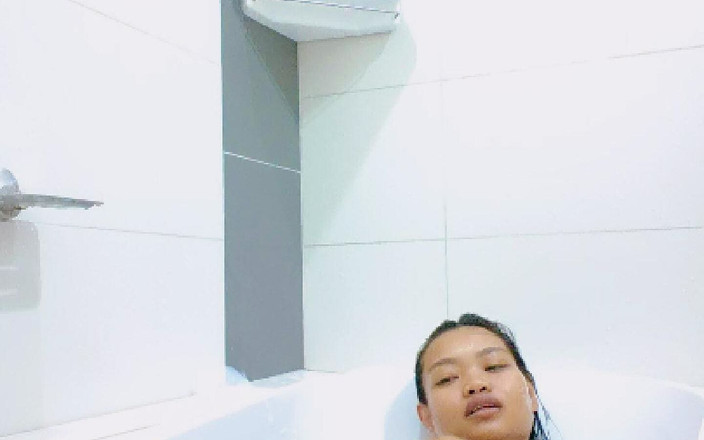 Cupcake: Hitung Mundur Mandi Gelembung