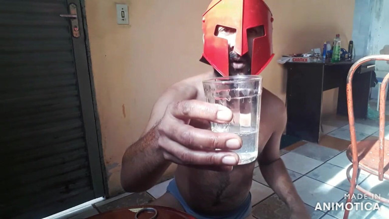 Stink HairyMale: Spartaco spit play
