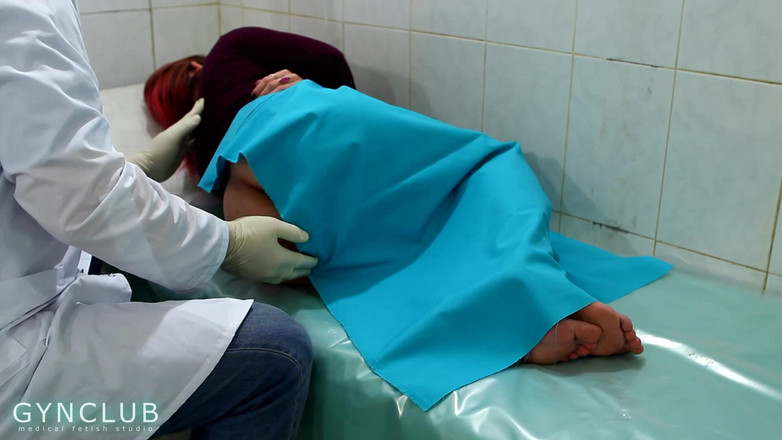 Medical fetish studio gynclub: 婦人浣腸