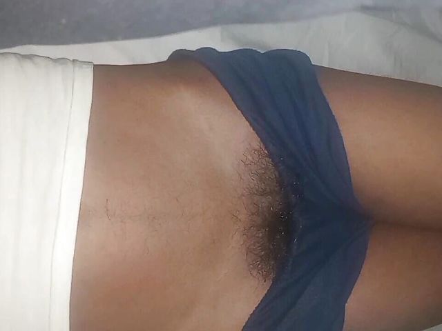 I am 25 year old Stepdad my stepdaughter inerwer try crossdress (Cross Indian)