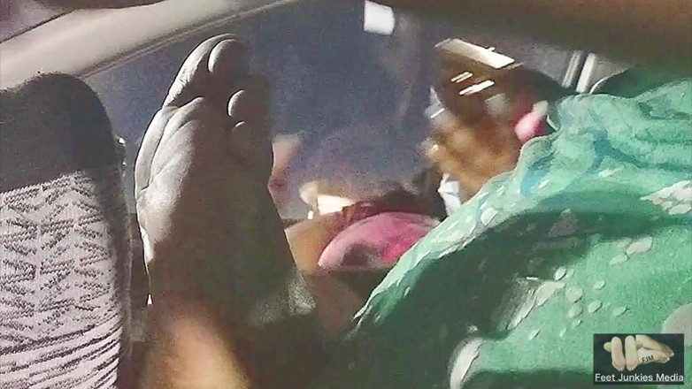 Foot Patrol: Wielbienie stóp sesji samochodowej z ulubioną BBW Ncfootgoddess