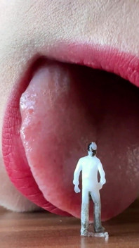 Giantess and Face Fetish