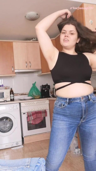 Your fantasy studio: Try my new tight jeans