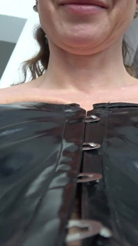 Je te tiens dans mes bras