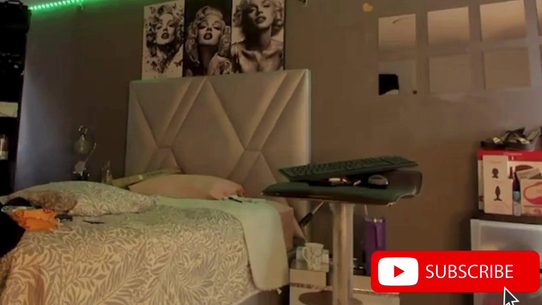 Kattycurvyy: Melantun pantat besar saya