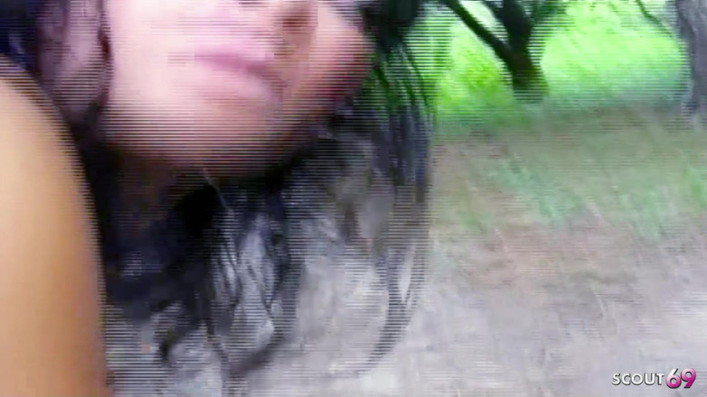 Shemale TS Collection: Latino Ladyboy med en tjock kuk knullad analt utomhus av...