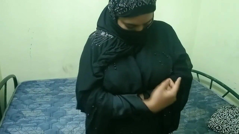 Gulaab: Muslim Buqa Smooth Sex by Fat Boy