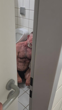 Bathroom Cruising