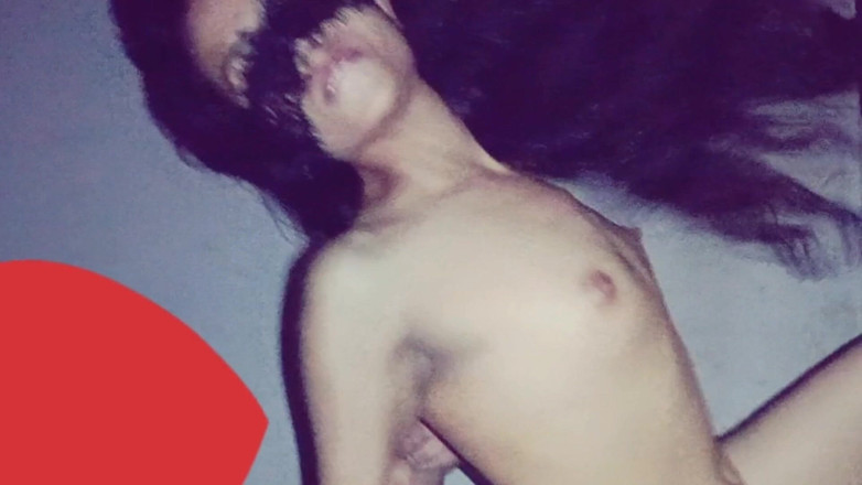 Hot Sis: Latika su e prende il cazzo - ha la figa