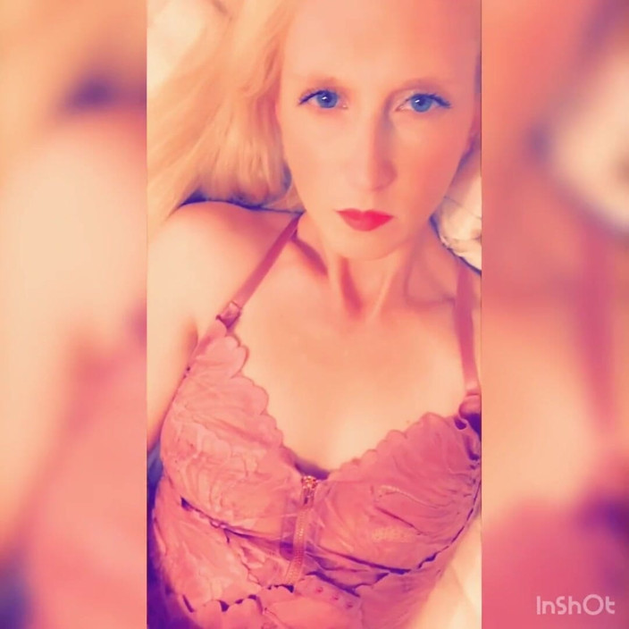 Chelly181818: spust jak dama ...