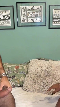 19歳の継娘がクリスマスを私の家で過ごし、きついものをくれました