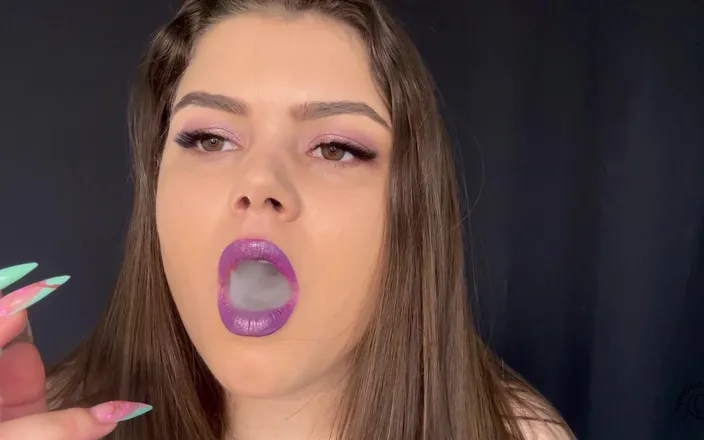 Your fantasy studio: Smoking Cigarettes with Purple Lipstick Close-up