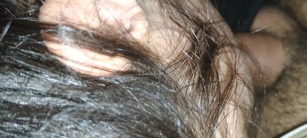 Ionut899: Nevlastní táta mi dává orál a šuká mě celý den, drží...