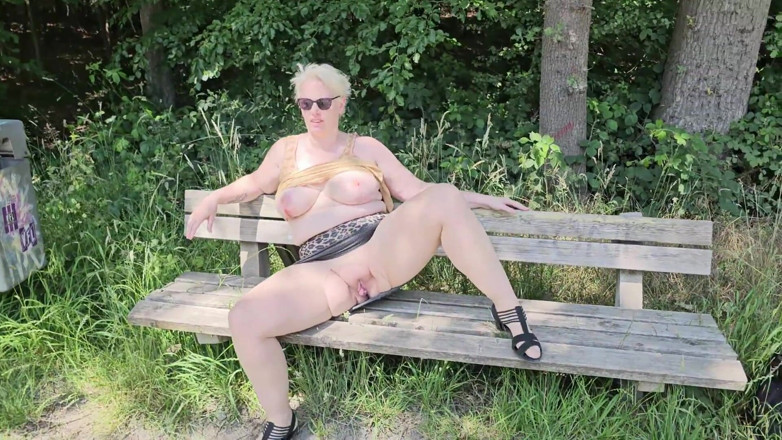 UserBitch1: Frivolous on the Road with the Scooter