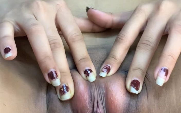 Komal sexy studio: Chatte indienne étroite
