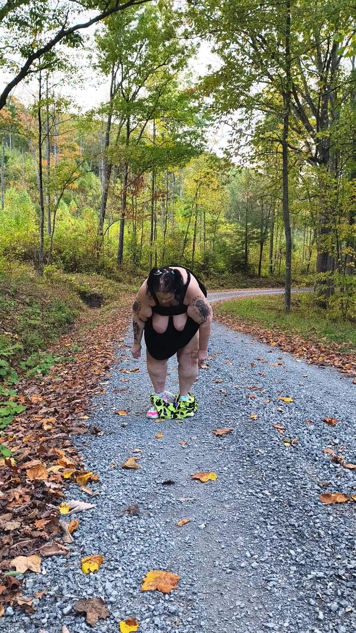 HerculesnVENUS: Auf der landstraße spritzt diese hure eine ladung ab