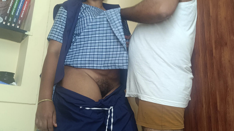 Magilmathi: Školačka šuká s učitelem tution