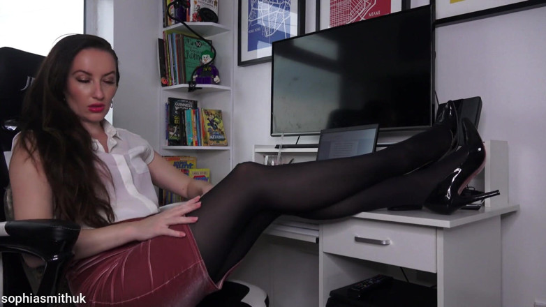 SophiaSmithUK: ฉันจะโชว์ให้ภรรยาเธอเห็น x