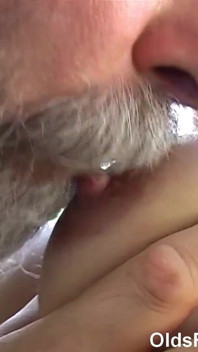 Olds fickpuppen - alter bären Pawel Terrier fickt junge sportfrau georgina