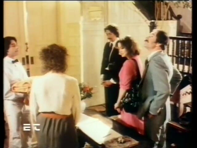 Vintage megastore: Tr 09 - the blondines (volledige film)