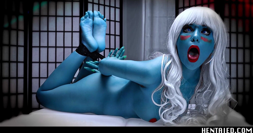 Hentaied: Real life hentai - JOi - la calda aliena blue squirta e...