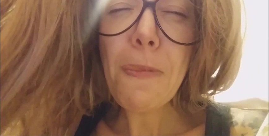 savannahamatoriale: Met een erg volle mond .. Ik heb bijna zin