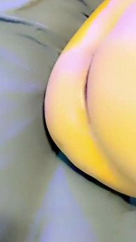 Seksi dan dia tahu ia