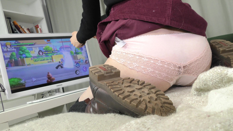 Peaches and Bananas: Nacktes gamer-mädchen