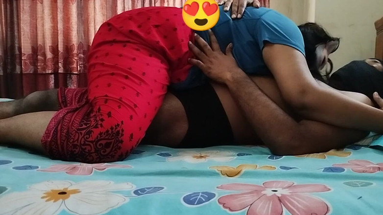 Teensex: 남편의 코 밑에서 의붓아버지를 따먹는 뻔뻔한 거유 의붓딸 - 뜻밖의 결말