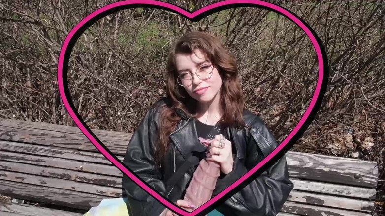 The Frenchies of the web: ईडन, युवा और पहले से ही विकृत और यौन आदी