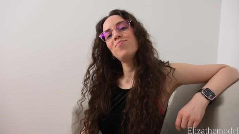 ElizaTheModel: 口におしっこをかけて