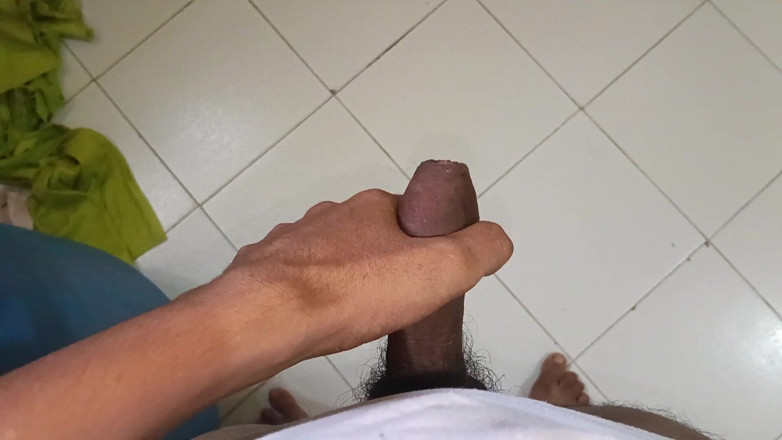 Sexboymanisha941: Индийский мальчик дези дрочит свой черный хуй