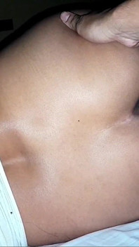 เดซี เย็ดท่าจากด้านหลังน้องสาวเลี้ยงหลังปาร์ตี้